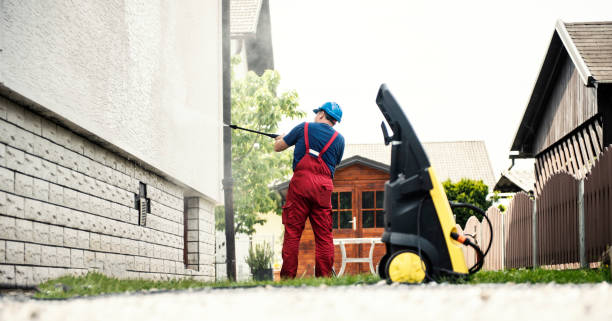 Spring Cleaning in Lakes West, CT
